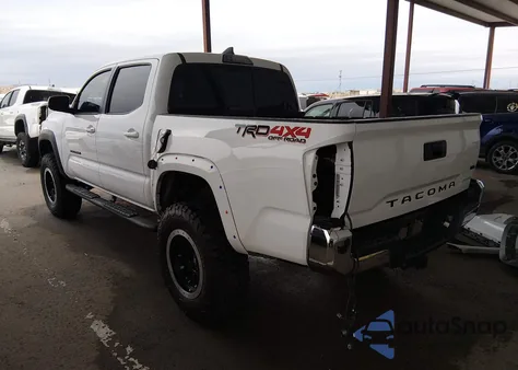 2019 Toyota Tacoma Trd Off Road z USA, uszkodzony, nr VIN 3TMCZ5AN2KM266775